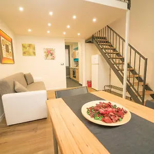 Casa vacanze Station House Mario, Catania